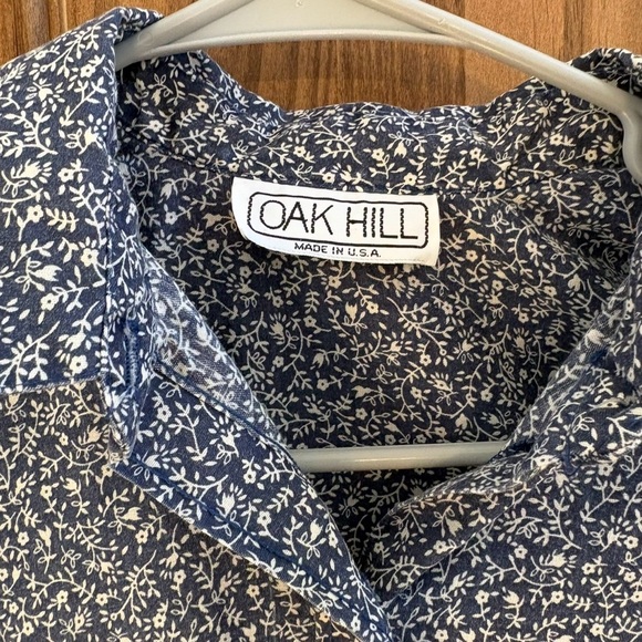 Vintage Oak Hill Button-Up Shirt - Picture 2 of 4